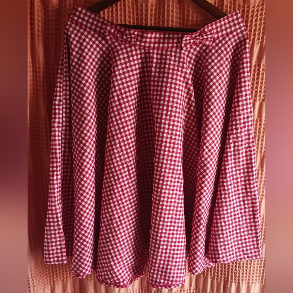 ModCloth / Collectif Checkered Skirt - XXL - Red and White